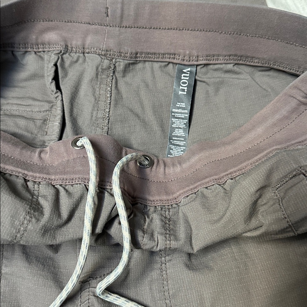Vuori Ripstop Traveler pants - Picture 6 of 8